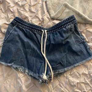 Drawstring shorts